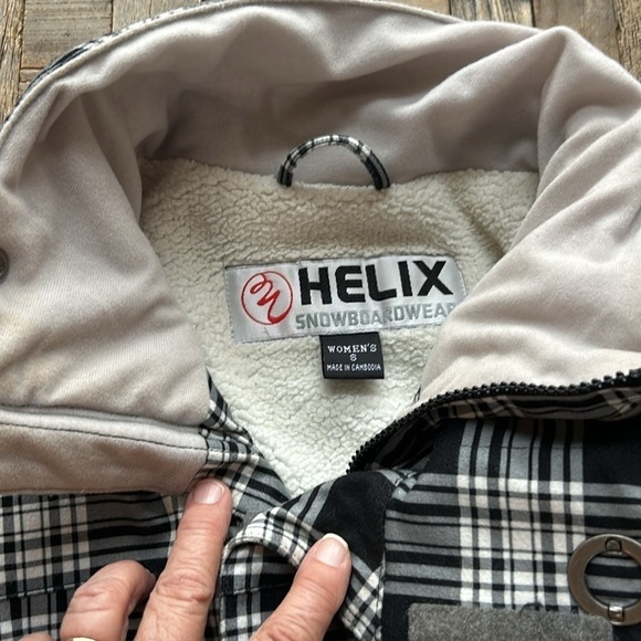 Helix Women’s Snowboard Plaid Jacket Small - Picture 7 of 16